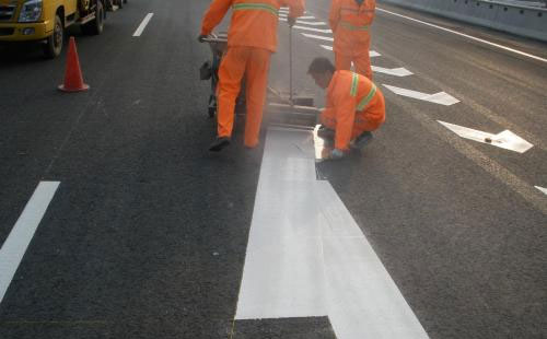 黄南丙烯酸标线涂料