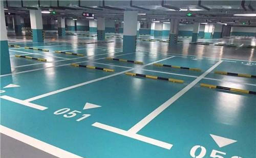 黄南黄南环氧地坪中涂：构筑坚固地面的关键环节